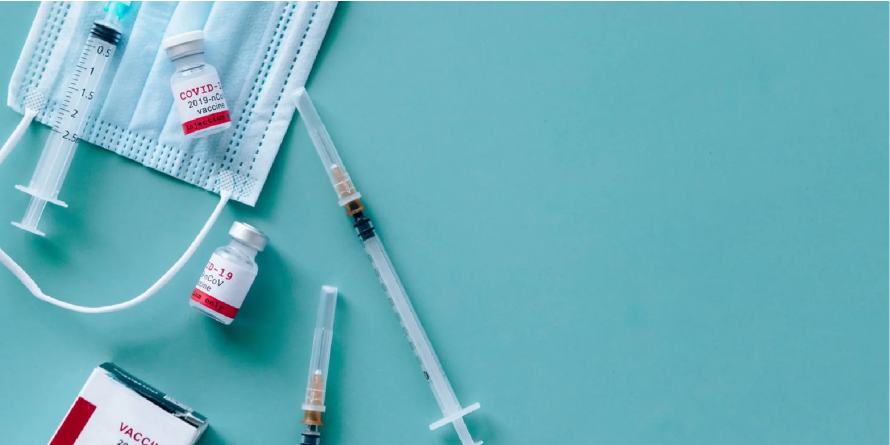 Can I drink alcohol after getting the COVID-19 vaccine in 2022?